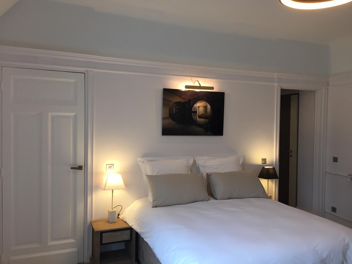 Appartement Champs Elysées París Exterior foto