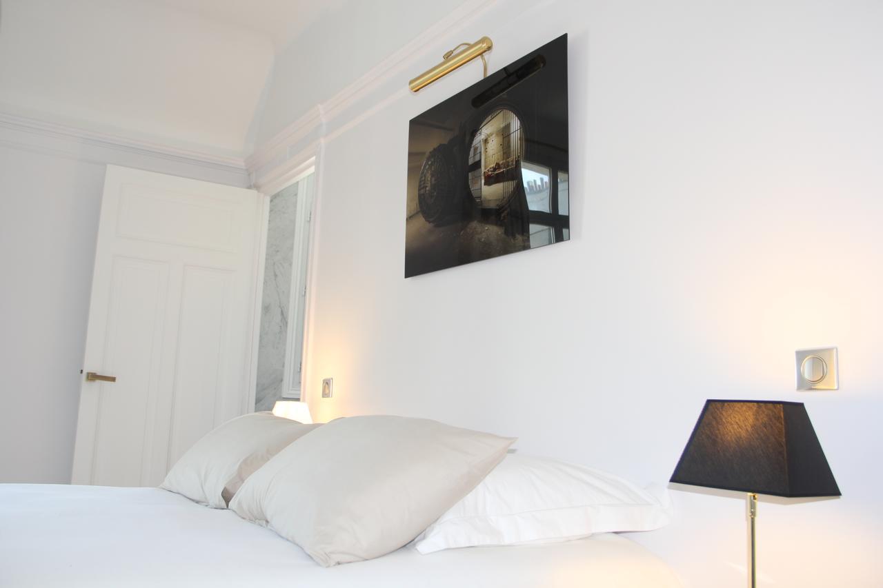 Appartement Champs Elysées París Exterior foto
